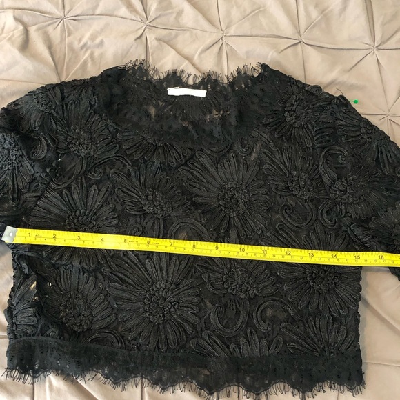 Black Embroidered crop top - Picture 5 of 5